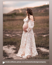 Load image into Gallery viewer, Flash sale ready to ship two piece floral dress fits bigger busts