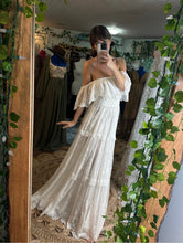 Load image into Gallery viewer, Preorder off white  lace show off those shoulders lined in chiffon