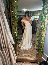 Load image into Gallery viewer, Ready to ship cotton off-white honey love dress random stuff sale