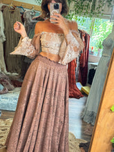 Load image into Gallery viewer, Package one - vintage lace skirt and two tops