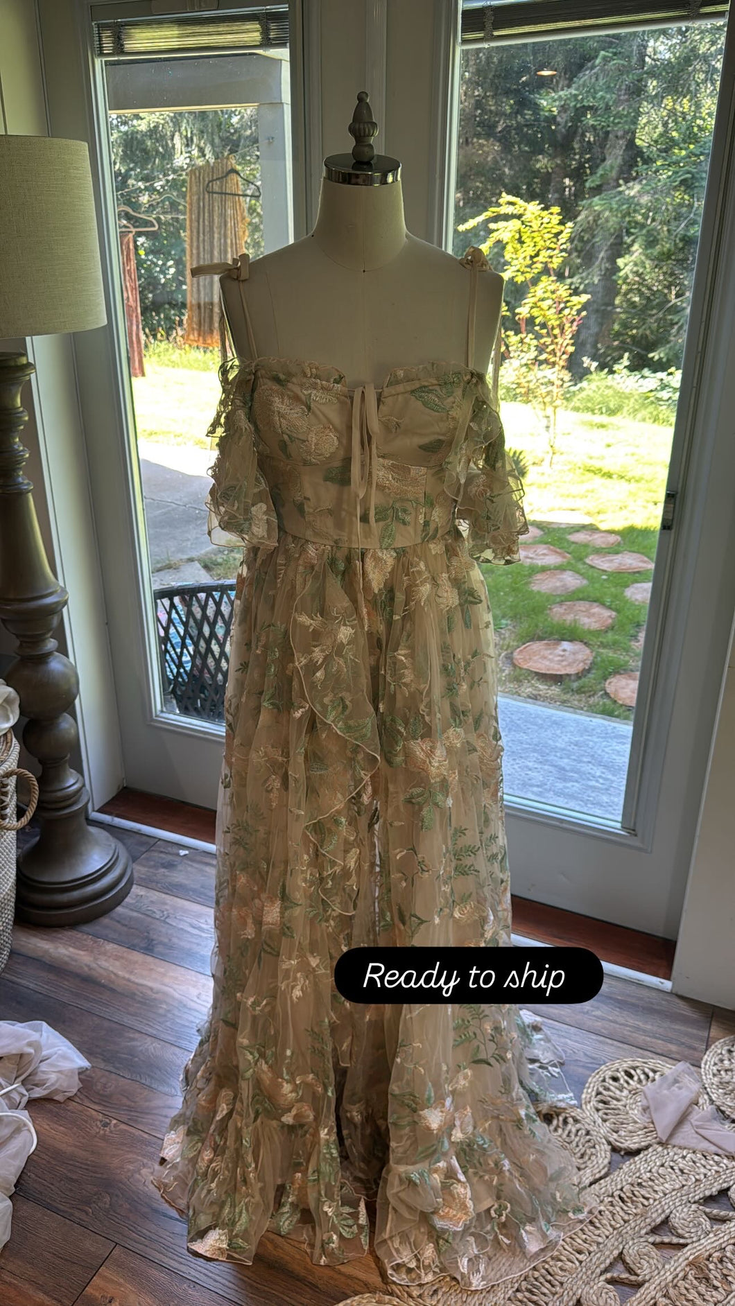 Ready to ship embroidery poetry dress