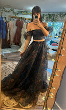 Load image into Gallery viewer, Amazing three dress package! Ready to ship