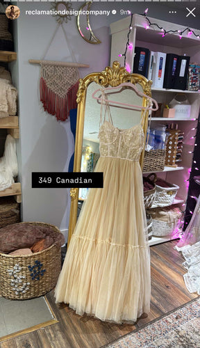 (Hey babe dress ivory )